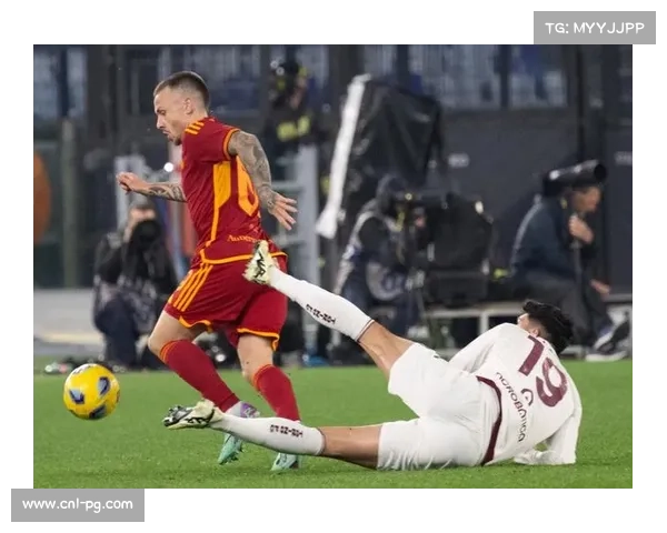 都灵与罗马雨中激战，迪巴拉助攻弗格森先拔头筹